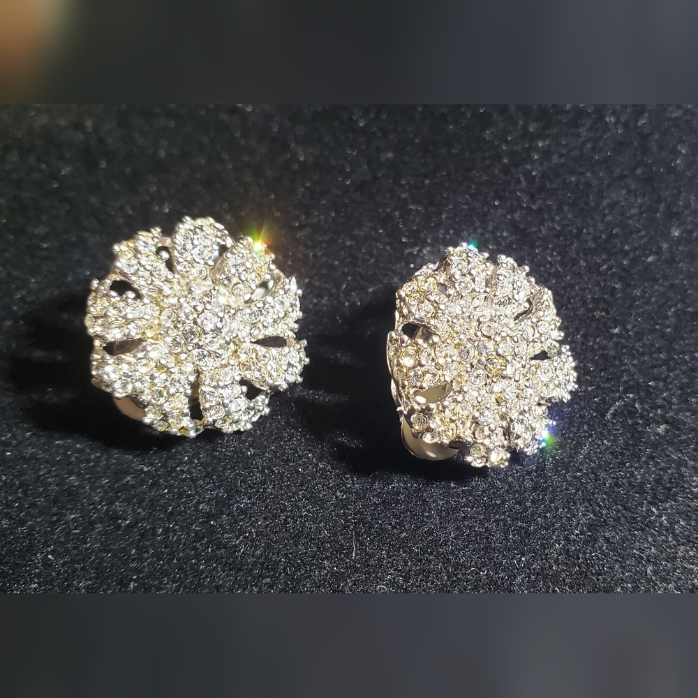 Vtg. Butler Patent Clip-on Earrings
